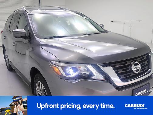 Gray 2020 Nissan Pathfinder SL