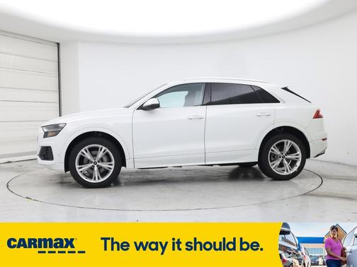 2023 Audi Q8 Premium