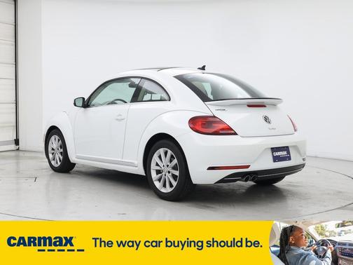 2019 Volkswagen Beetle SE