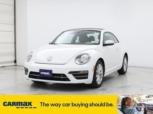 2019 Volkswagen Beetle SE