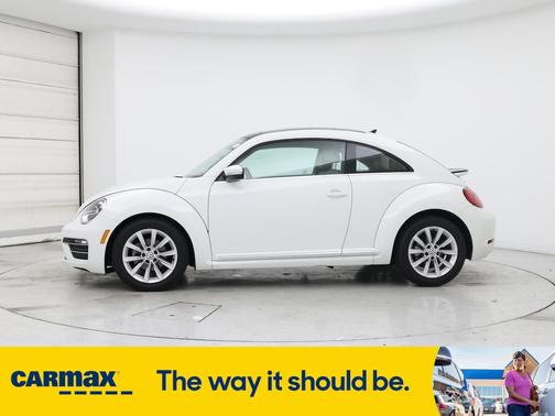 2019 Volkswagen Beetle SE