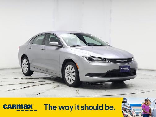 2015 Chrysler 200 LX