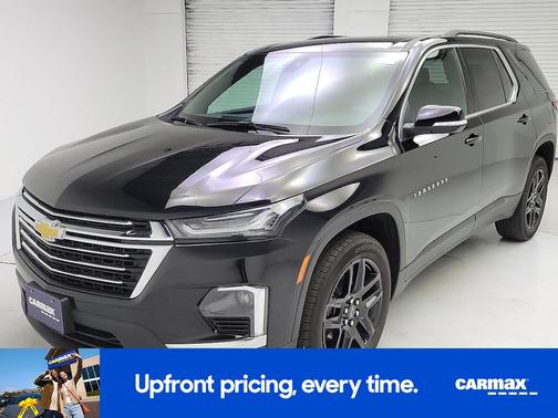 Black 2023 Chevrolet Traverse LT Leather