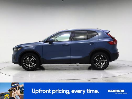 Blue 2023 Volvo XC40 B5 Core