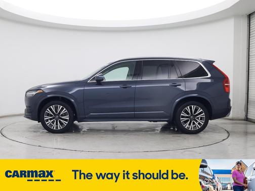 2020 Volvo XC90 T6 Momentum