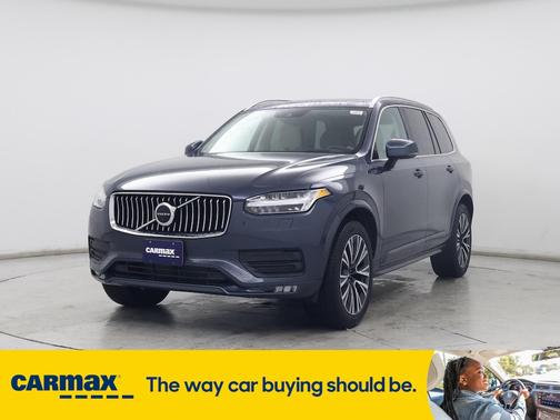 2020 Volvo XC90 T6 Momentum