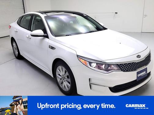 White 2017 Kia Optima EX