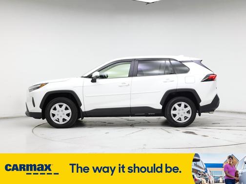 2023 Toyota RAV4 LE