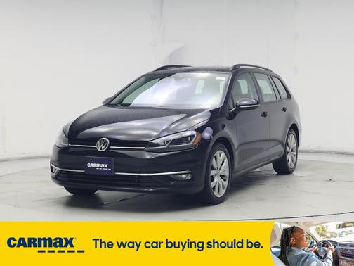 2019 Volkswagen Golf SE