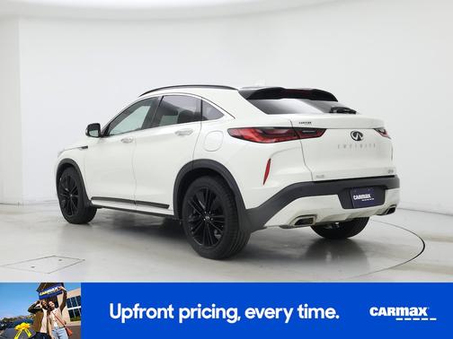 White 2022 INFINITI QX55 Essential
