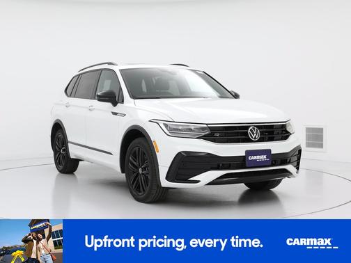 White 2022 Volkswagen Tiguan SE