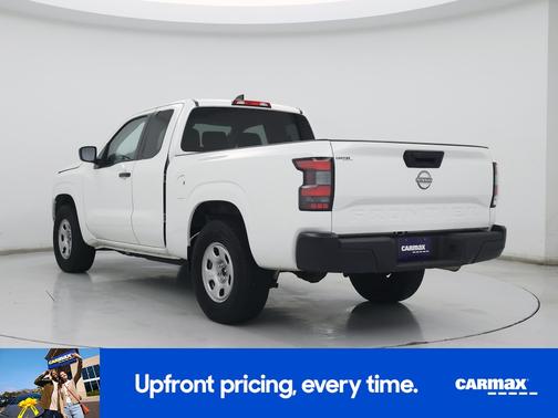 White 2022 Nissan Frontier S
