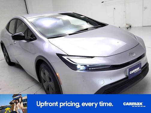 Silver 2025 Toyota Prius LE