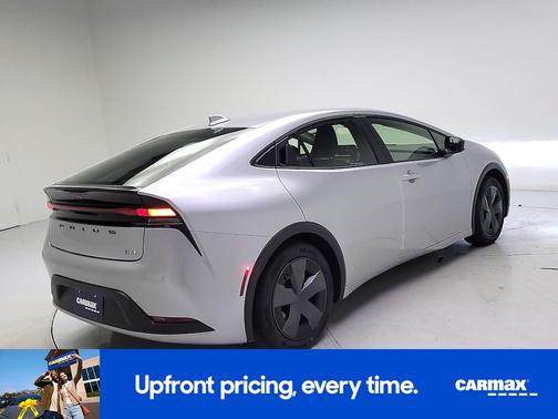 Silver 2025 Toyota Prius LE