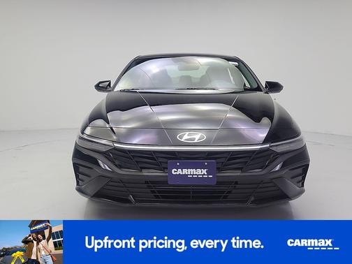Black 2025 Hyundai ELANTRA SEL Sport