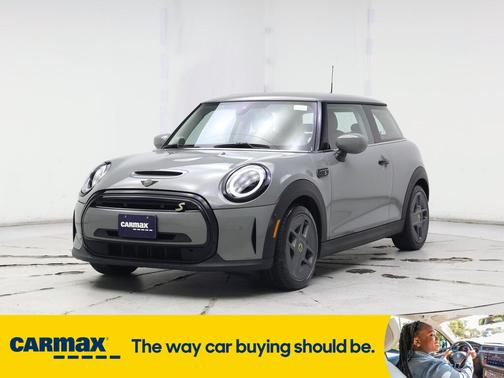 2023 MINI SE Hardtop SE