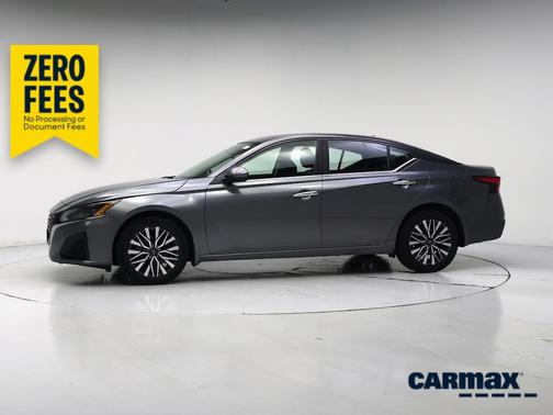 Gray 2023 Nissan Altima SV