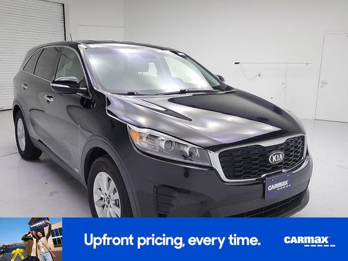 Black 2019 Kia Sorento LX