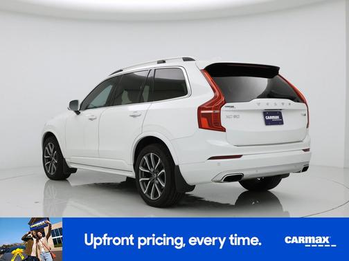 2019 Volvo XC90 T6 Momentum
