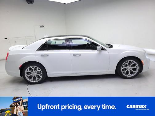 White 2017 Chrysler 300 C Platinum