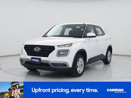 2022 Hyundai VENUE SE