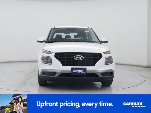 2022 Hyundai VENUE SE