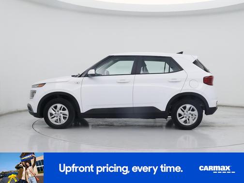 2022 Hyundai VENUE SE