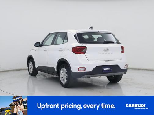 2022 Hyundai VENUE SE