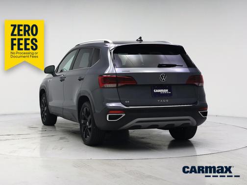 Gray 2023 Volkswagen Taos SE