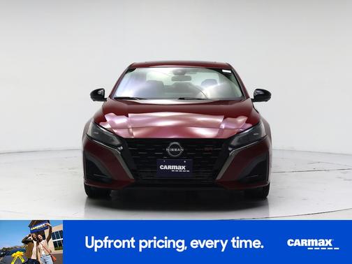 Red 2023 Nissan Altima SR