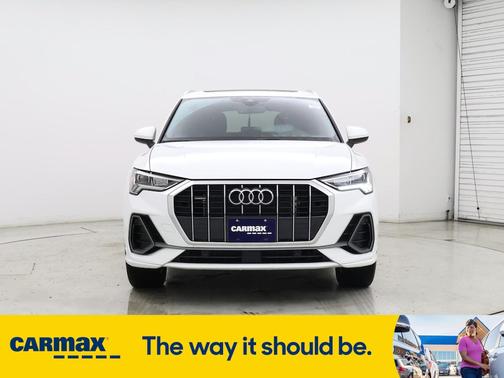 2024 Audi Q3 S-Line Premium