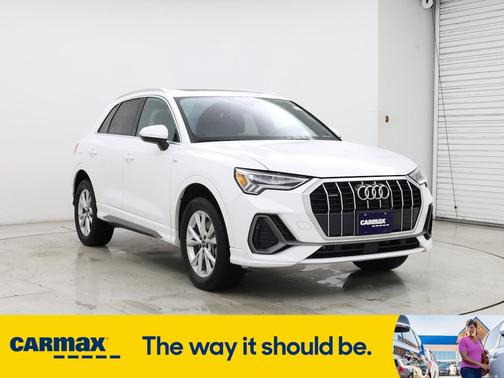 2024 Audi Q3 S-Line Premium