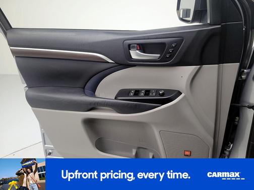 Silver 2014 Toyota Highlander Limited