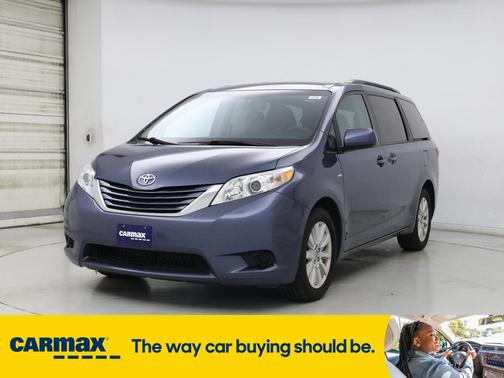 2017 Toyota Sienna LE