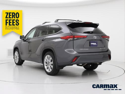 Gray 2022 Toyota Highlander Limited