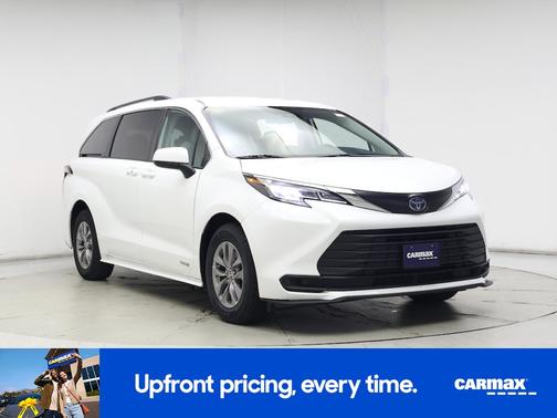 2021 Toyota Sienna LE