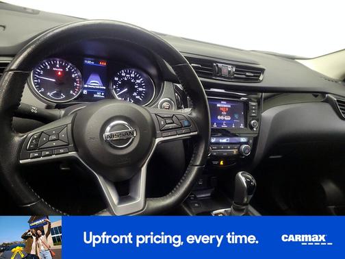 2022 Nissan Rogue Sport SV