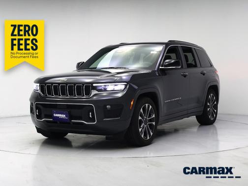 Gray 2023 Jeep Grand Cherokee Overland