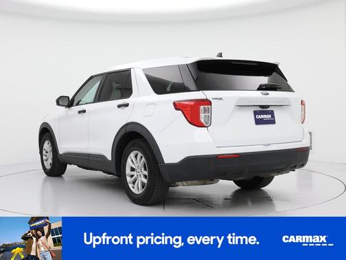 White 2021 Ford Explorer