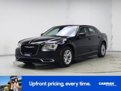 2023 Chrysler 300 Touring