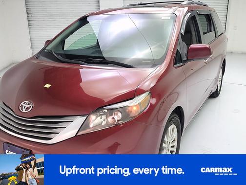 Red 2017 Toyota Sienna XLE