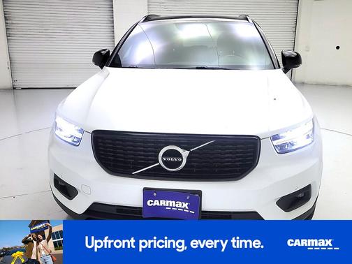 2021 Volvo XC40 T5 R-Design