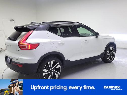 2021 Volvo XC40 T5 R-Design