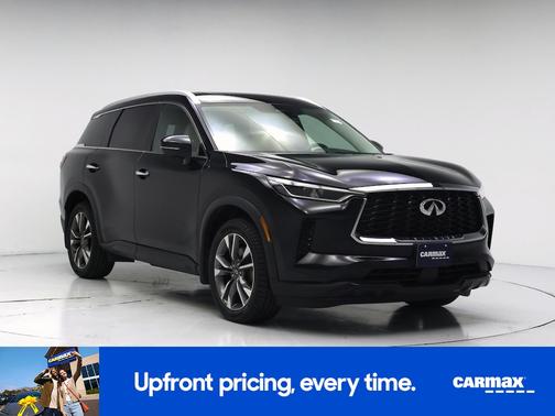 Black 2023 INFINITI QX60 Luxe