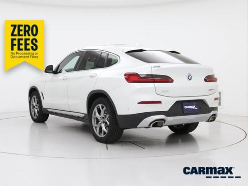White 2025 BMW X4 XDrive30i