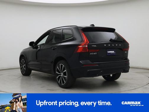 2023 Volvo XC60 B5 Plus Dark Theme
