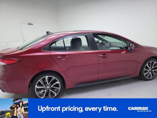 Red 2022 Toyota Corolla SE