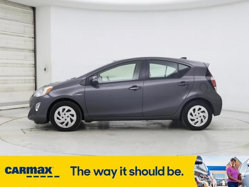 2016 Toyota Prius c Two