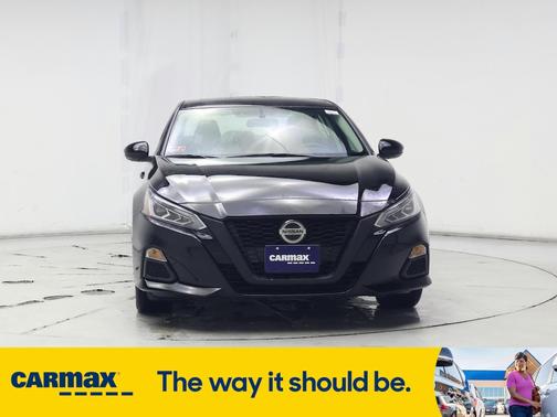2019 Nissan Altima SR