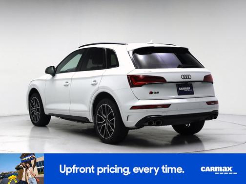 White 2022 Audi SQ5 Premium Plus